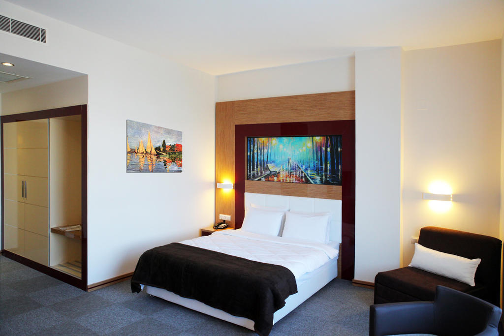 Turgutlu Ege Sevilen Hotel חדר תמונה